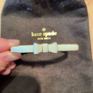 Excellent condition Kate Spade bangle with storage bag.